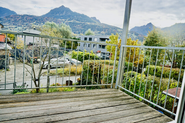 Sonnige 3 Zimmer Eckwohnung mit Kaminofen