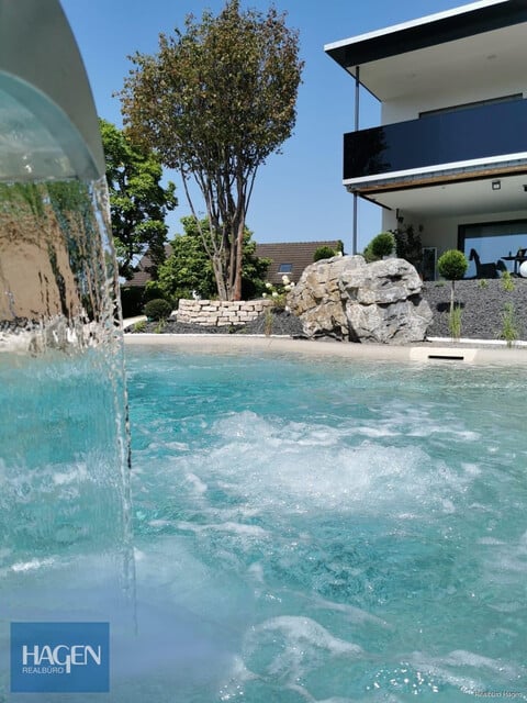 Traumhaus mit Naturpoolanlage in Hard am Bodensee zu verkaufen