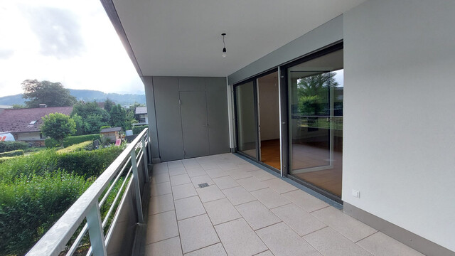 moderne, neuwertige 3-Zi-Terrassenwohnung ein paar Fußminuten ins Zentrum
