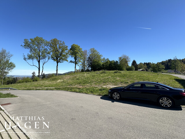 Teilungsvariante: 4 Grundstücke - zwischen ca. 1005 m² bis 1196 m²