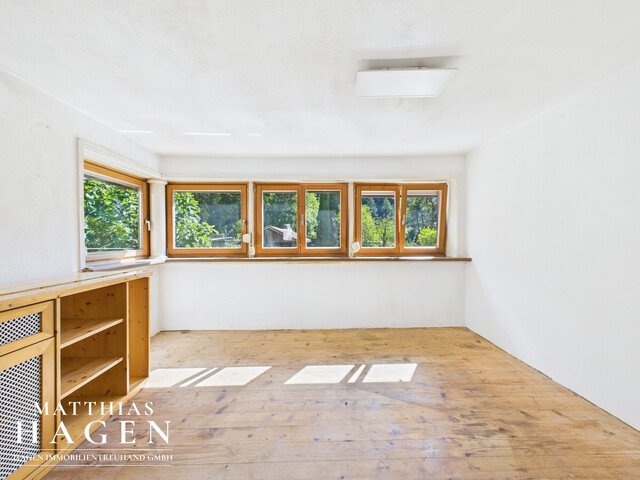 Natur pur! Einfamilienhaus mit großem Garten nahe der Muttersbergbahn – auch als Ferienhaus ideal.