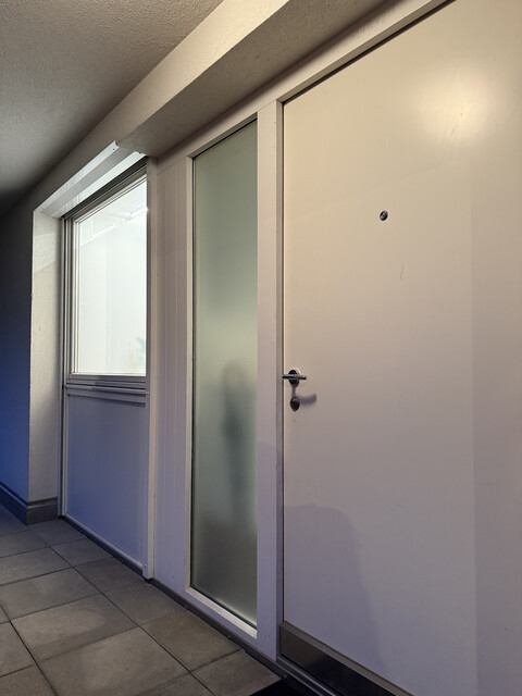 Schöne 2 Zimmer Erdgeschoss Whg  +  20m² Wintergarten 