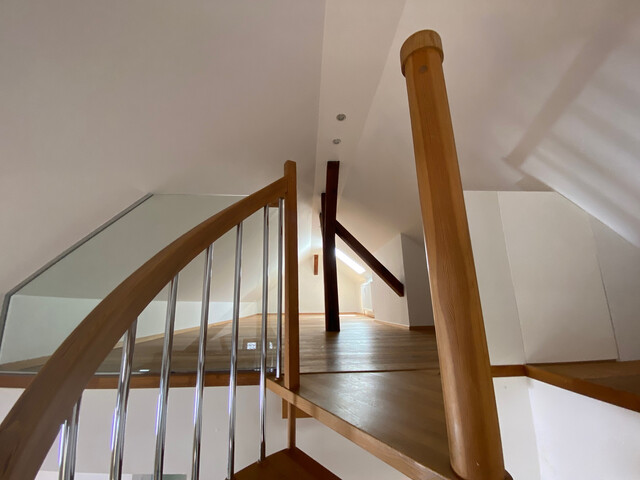 Privatvermietung: Liebevolle 4,5-Zimmer-Wohnung im 2. OG (ohne Lift) mit möglicher Gartennutzung