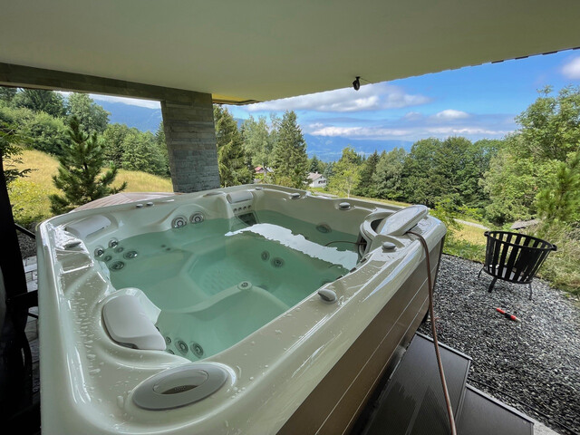 Exklusives Ferienhaus mit über 4000m2 Grundstück