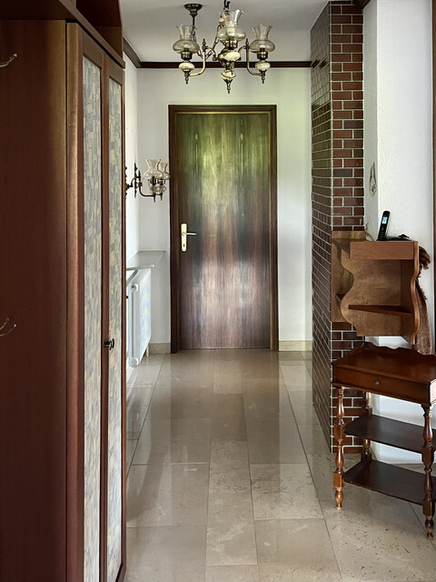 Einfamilienhaus mit herrlichem Bergblick, Kaminzimmer & großem Garten