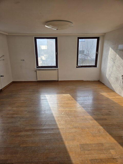 Zweifamilienhaus in Götzis, Top Lage, mit großen Garten 