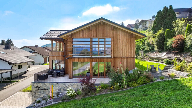 Sulzberg: Exklusives Chalet im modernen Alpenloftstil mit Panoramablick