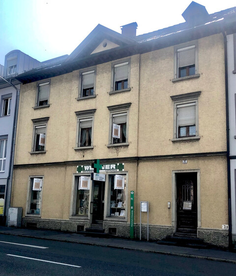 traditionelles Wohn- u. Geschäftshaus