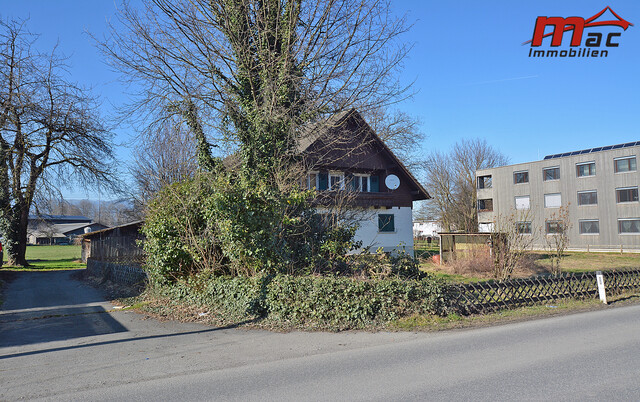 Großes, teilbares Baugrundstück in sonniger Lage