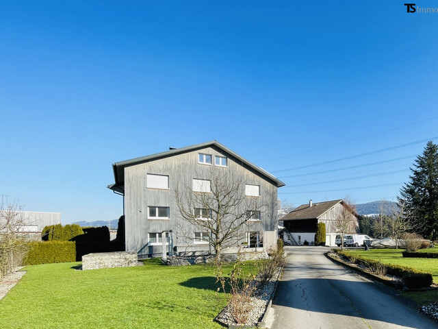Bregenz: Langen: 205 m2 Garten-Wohnung 8 Zimmern, Garten 169 m2 Terrasse 56 m2 & Balkon 7 m2