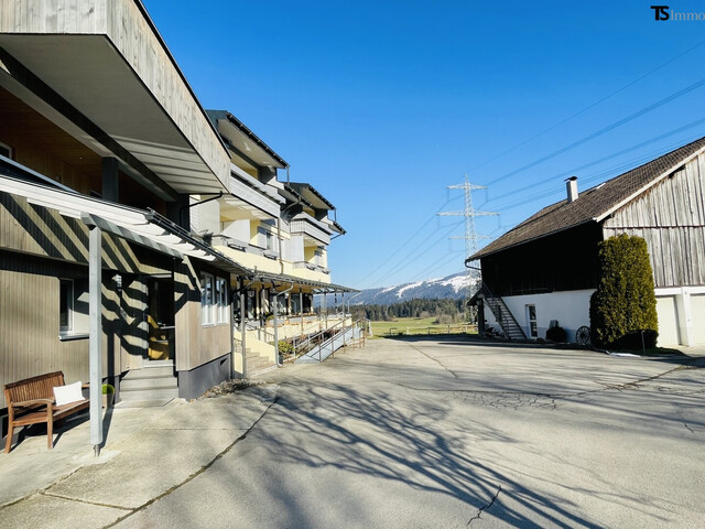 Bregenz: Langen: 205 m2 Garten-Wohnung 8 Zimmern, Garten 169 m2 Terrasse 56 m2 & Balkon 7 m2