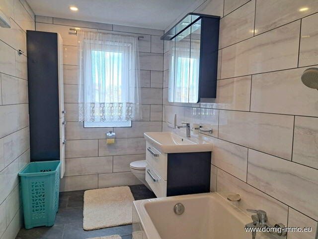 Exklusives Mehrfamilienhaus mit 3 Wohneinheiten – auf 1.062 m² Grund im Herzen von Feldkirch/Gisingen