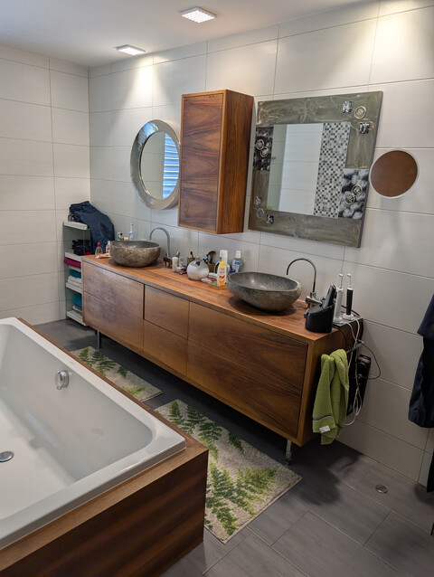 Einfamilienhaus in ruhiger Lage von Götzis mit großem Garten , Pool und hochwertiger Ausstattung