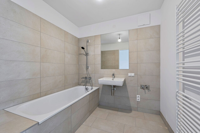 NEU >> moderne 2-Zimmer Vorsorge-Wohnung mit hofseitigem Südwest Balkon >> Nähe Alte Donau, Bahnhof Floridsdorf