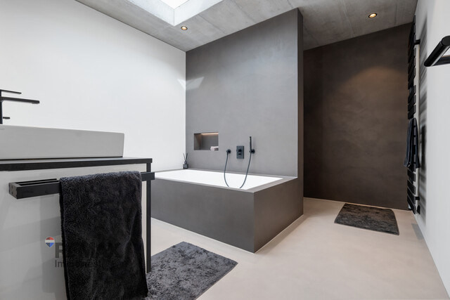 Exklusive Dachwohnung: Design, Komfort und Weitblick