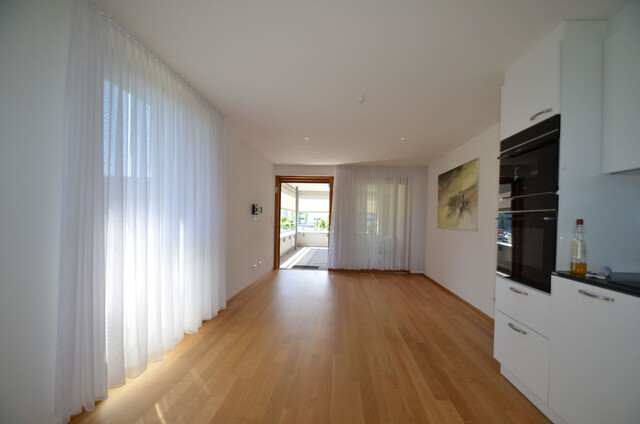 Neuwertige, lichtdurchflutete 3-Zimmer-Wohnung in Bodenseenähe zu verkaufen