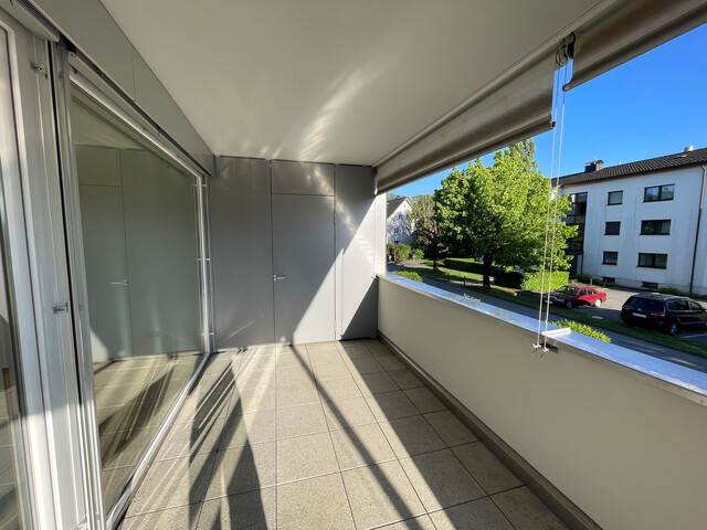 Wohntraum mit Weitblick! Sonnige 4 Zi Wohnung, großer Südwestbalkon, zentral in Rankweil - provisionsfrei!