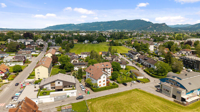 Großzügige Maisonette-Wohnung mit besonderem Wohngefühl im Dachgeschoss