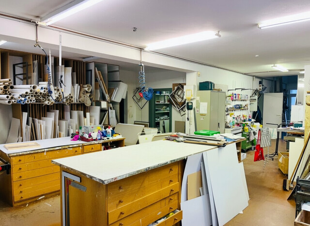 Attraktives Gewerbeobjekt mit Eigennutzung und vermietbaren Flächen – Sichtbarkeit & Eleganz vereint