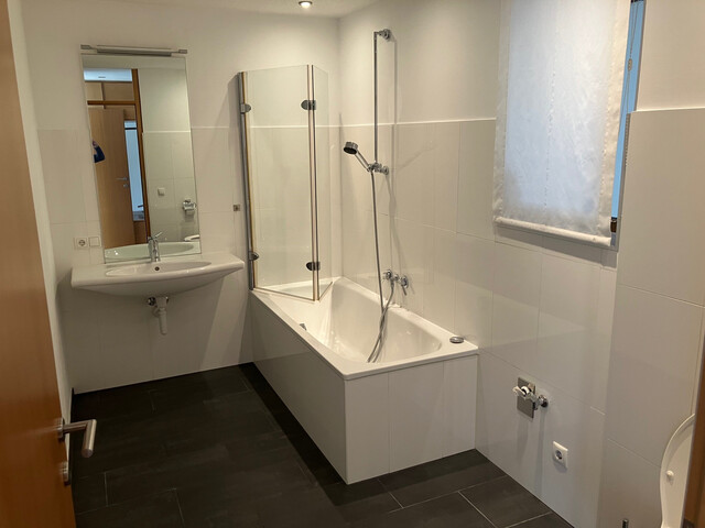 Helle 2-Zimmer Gartenwohnung in ruhiger Wohngegend