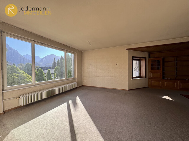 BLUDENZ: GROSSZÜGIGE LIEGENSCHAFT IN SONNIGER VILLENLAGE OBERHALB DER ALPENSTADT