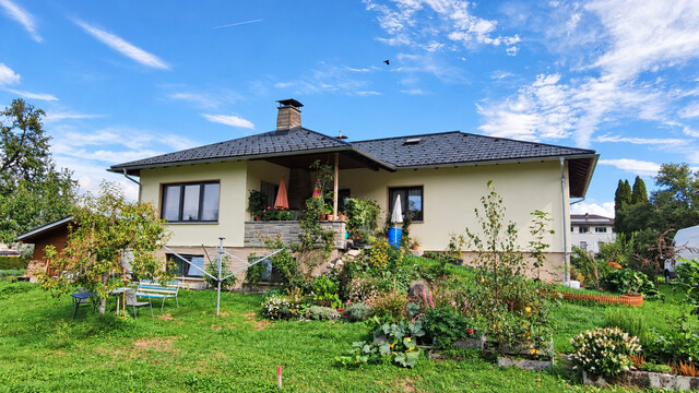 Ein Bungalow mit Möglichkeiten - inkl. Keller und Doppelgarage 