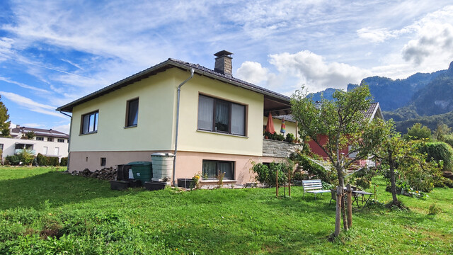 Ein Bungalow mit Möglichkeiten - inkl. Keller und Doppelgarage 