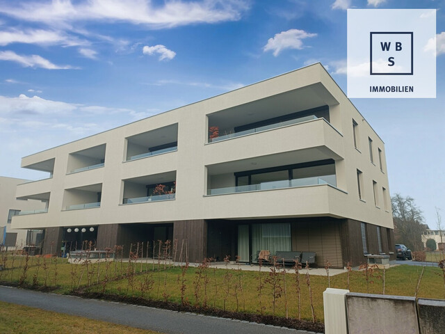 Traumhafte 3-Zimmer-Wohnung mit  großzügiger Terrasse in Höchst