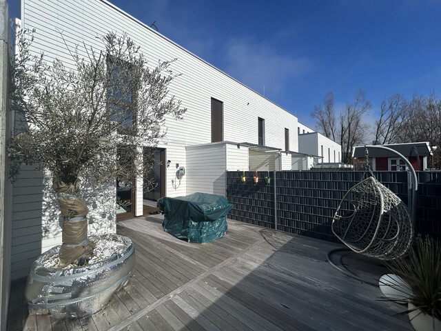 Reihenhaus  |  Modern  |  Lustenau  |  Garten  |  Terrasse  |  Sonderaustattungen  |  NEUWERTIG