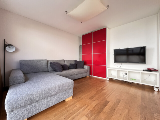 GEPFLEGTES EINFAMILIENHAUS IN TOLLER LAGE