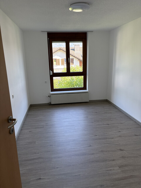 Geräumige 5-Zimmerwohnung mit  Wintergarten