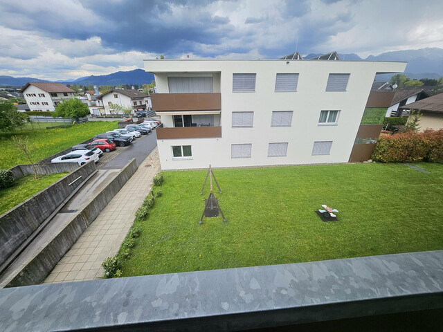 Stilvolle 2-Zimmer-Wohnung mit Sonnenbalkon & Bergblick in begehrter Lage von Lustenau
