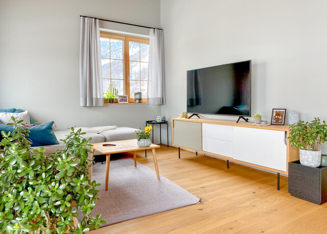 Exklusive 3- Zimmerwohnung mit Garten und Bergblick (Neubau)