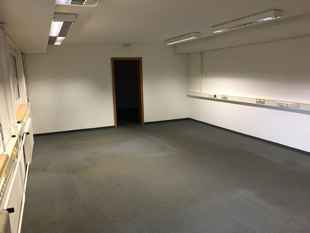 Mäder – Bürofläche im KG mit ca. 59 m²       