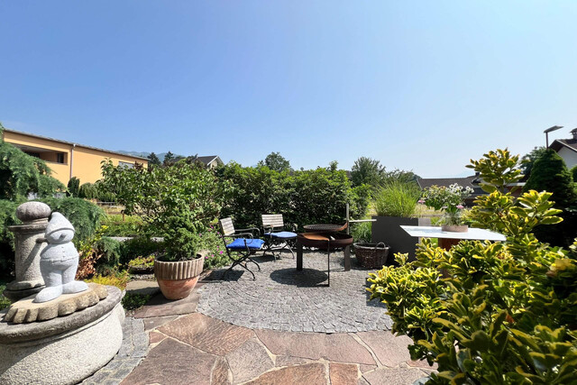 Raum für Ihr Familienglück: Wohnen, wo die Sonne zuhause ist – Haus mit flexibler Nutzung in Sulz