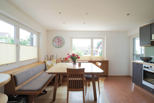 Raum für Ihr Familienglück: Wohnen, wo die Sonne zuhause ist – Haus mit flexibler Nutzung in Sulz