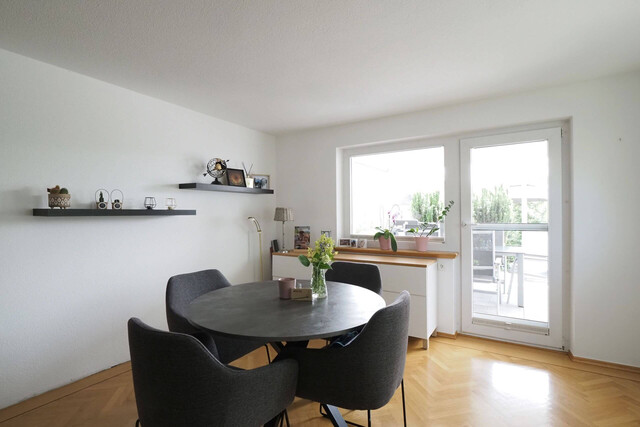 Raum für Ihr Familienglück: Wohnen, wo die Sonne zuhause ist – Haus mit flexibler Nutzung in Sulz