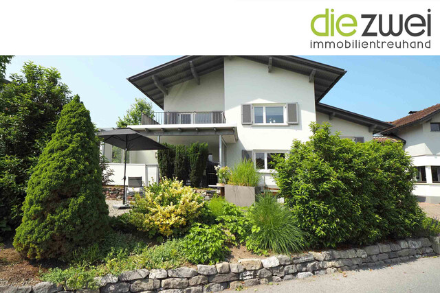 Raum für Ihr Familienglück: Wohnen, wo die Sonne zuhause ist – Haus mit flexibler Nutzung in Sulz