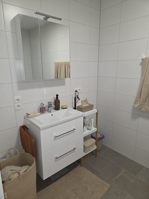 Neuwertige 2-Zimmer Balkonwohnung