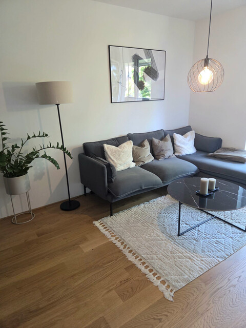 Neuwertige 2-Zimmer Balkonwohnung