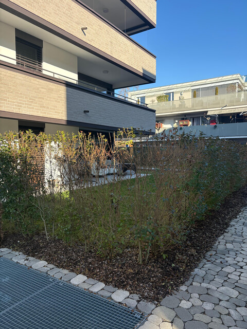 Neubau Gartenwohnung mit Terrasse, großem Garten und Tiefgaragenplatz in Top-Lage!