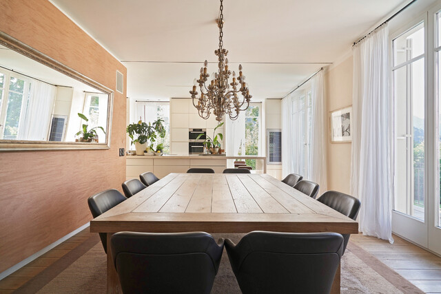 Exklusive Villa im Landhausstil mit spektakulärem Panorama- und Seeblick 