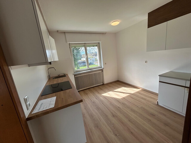 Charmanter älterer  Bungalow mit großem Garten, überdachter Terrasse und Garage - Nähe Grenze Liechtenstein