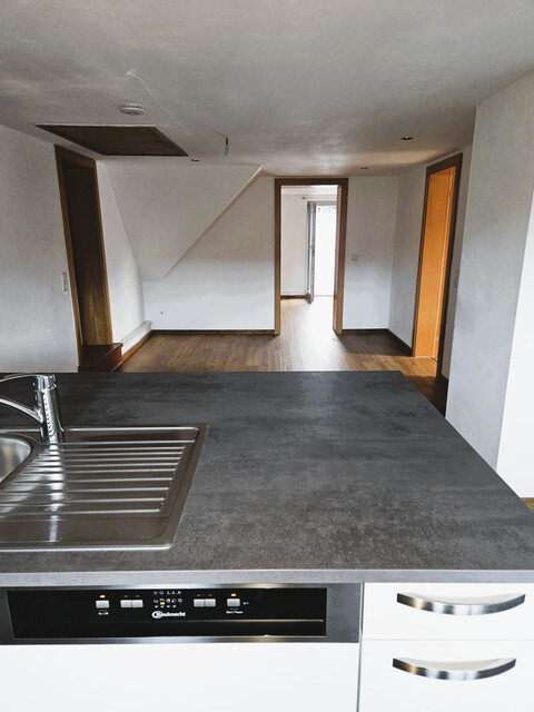 Koblach - Sanierte 4-Zimmer Dachgeschoß-Wohnung, Provisionsfrei