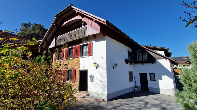 Einfamilienhaus für Heimwerker zu verkaufen