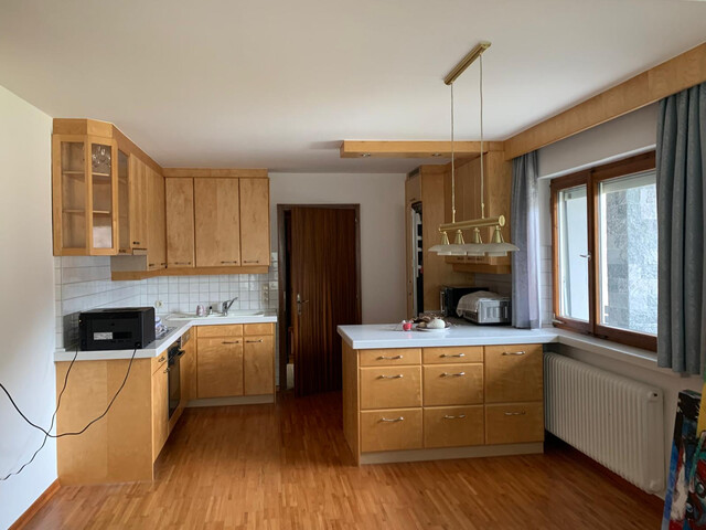 Zuhause mit Platz - Zweifamilienhaus in familienfreundlicher zentraler Lage  - (Privatverkauf ohne Provision)