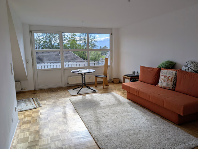 Helle 2-Zi-Wohnung mit Balkon - wahlweise möbliert / nicht möbliert