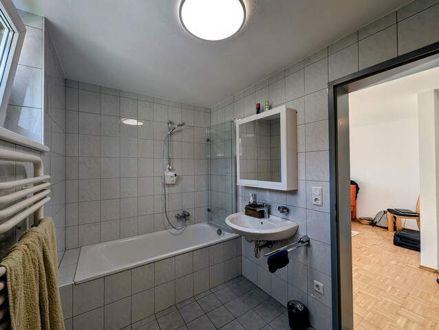 Helle 2-Zi-Wohnung mit Balkon - wahlweise möbliert / nicht möbliert