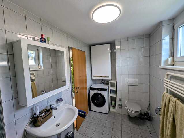 Helle 2-Zi-Wohnung mit Balkon - wahlweise möbliert / nicht möbliert