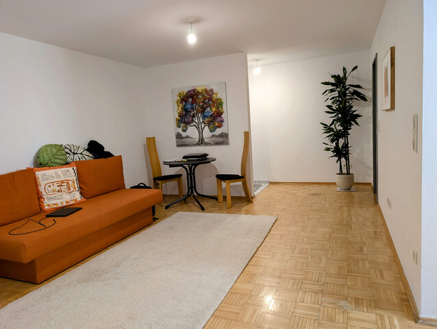 Helle 2-Zi-Wohnung mit Balkon - wahlweise möbliert / nicht möbliert